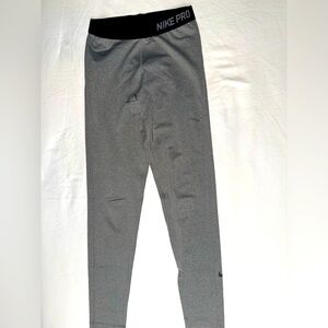 Women’s Nike Pro Tights Size Medium